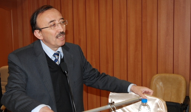 Yalova Üniversitesi eski rektörü Niyazi Eruslu tahliye edildi...