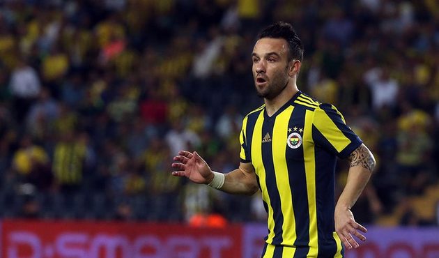 Fenerbahçe'de Valbuena belirsizliği yaşanıyor!
