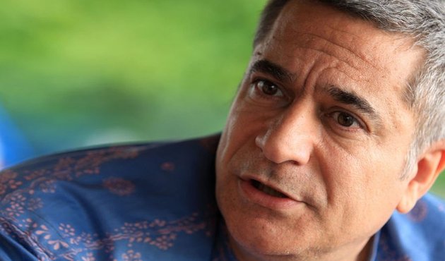 Mehmet Ali Erbil'den bir skandal daha! Yanlışlıkla çıplak kadın fotoğrafı paylaştı...