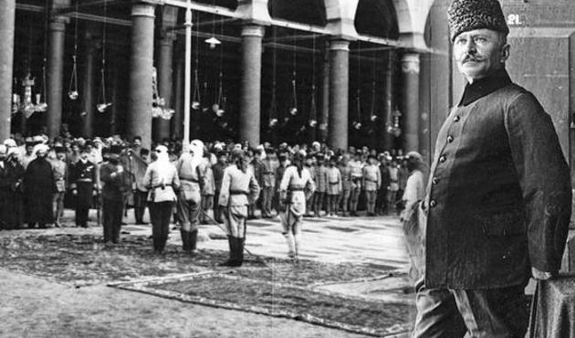 Fahreddin Paşa'nın en büyük mirası:  Hz. Muhammed'in mezar örtüsünden bir parça