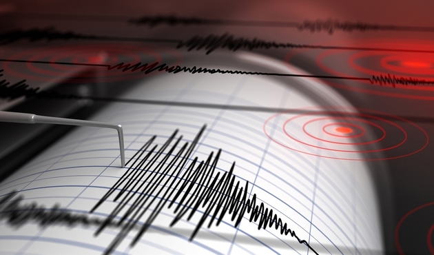 İran'da korkutan deprem...