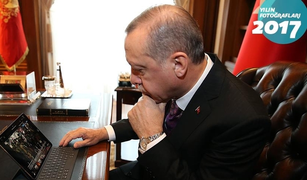 Cumhurbaşkanı Erdoğan AA ''Yılın Fotoğrafı'' oylamasına katıldı/VİDEO...