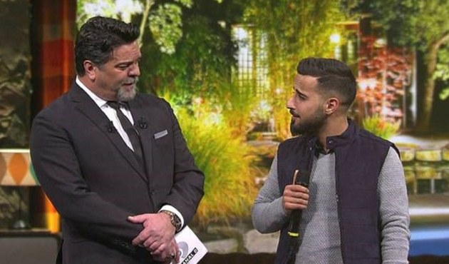 Fenomen mandalinacı Veysel'e Beyaz Show'da inanılmaz sürpriz...