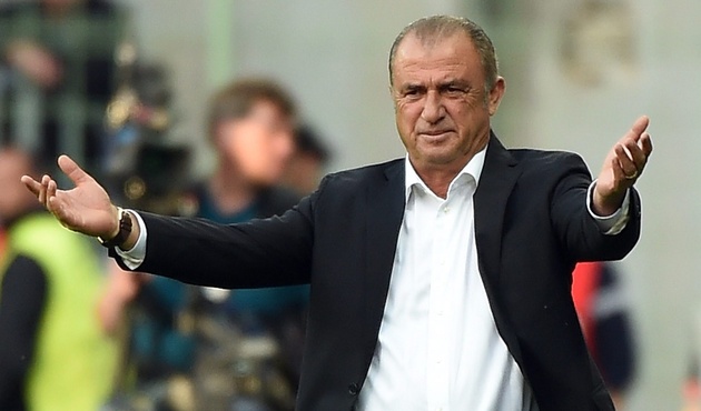 Terim geldi ilk fırtına koptu!