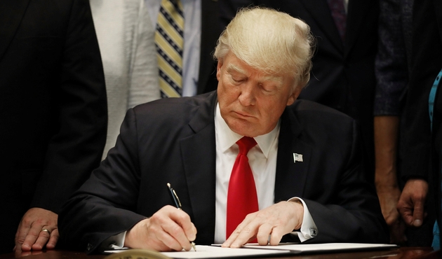 Trump son 30 yılın en büyük değişikliklerini imzaladı...