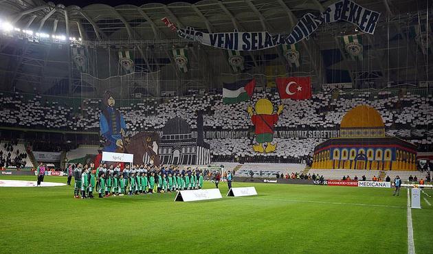 Konya'da Kudüs için 3 boyutlu koreografi!