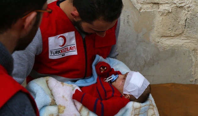 Türk Kızılayı Kerim bebeğe ulaştı...