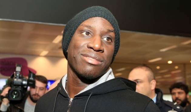 Demba Ba'dan Beşiktaşlıları heyecanlandıran paylaşım!