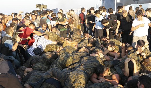 15 Temmuz FETÖ'cü darbe girişimine direnen siviller için özel düzenleme