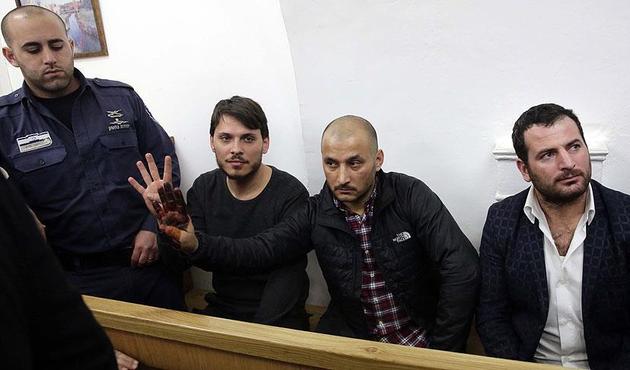 Kudüs'te İsrail askerlerinin gözaltına aldığı 3 Türk'ten 2'si sınır dışı edildi!