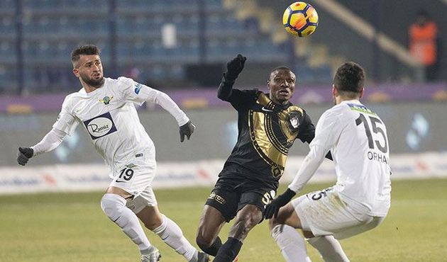 Osmanlıspor evinde Akhisarspor'u devirdi!