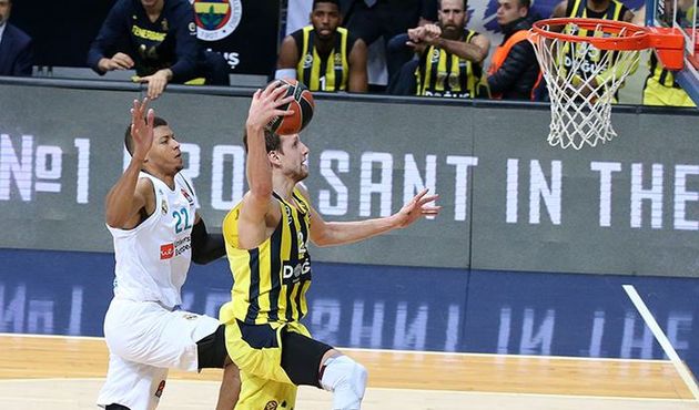 Fenerbahçe Doğuş'a Real Madrid şoku!
