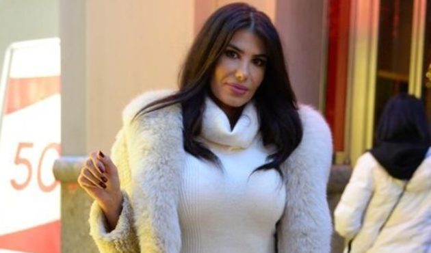 Şarkıcı Hatice kendisine yapılan ahlaksız teklifi anlattı!