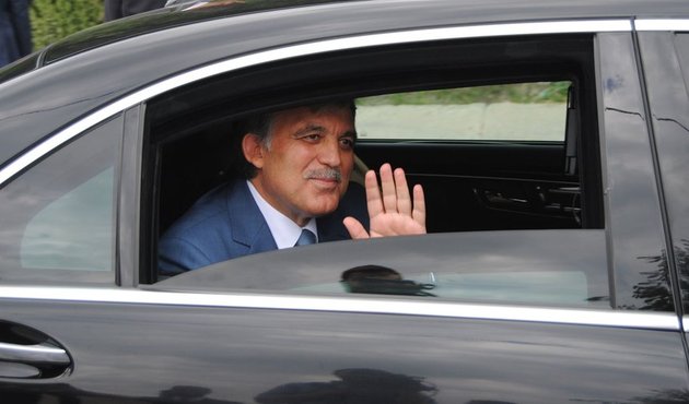 Abdullah Gül'den KHK eleştirisiyle ilgili açıklama!