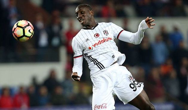 Demba Ba'dan Beşiktaş'a sürpriz mesaj