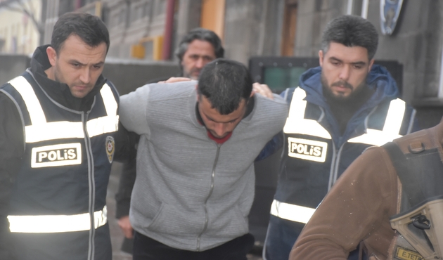 Cinayet zanlısı yılbaşı eğlencesinde yakalandı...