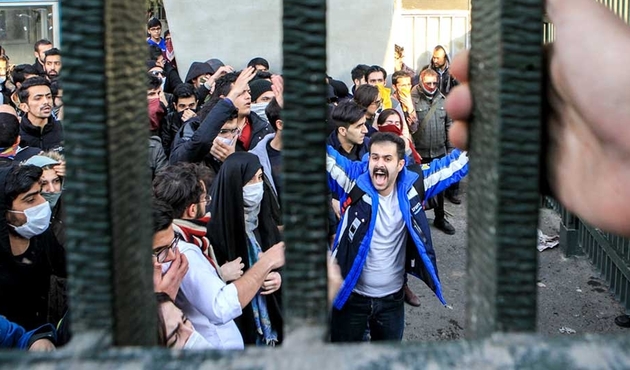 İran'da 5 gösterici hayatını kaybetti...