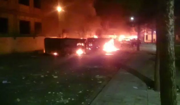 İran’da gösteriler İsfahan kentinde büyüyor!