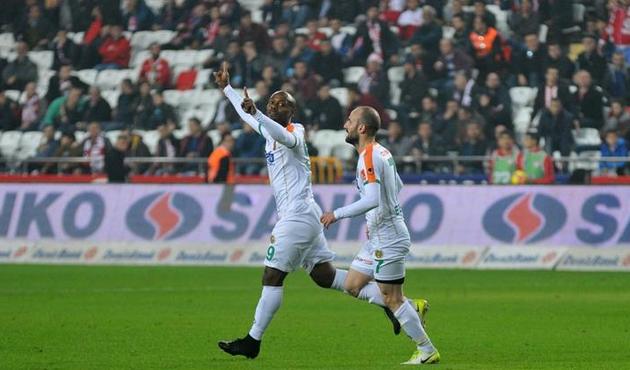 Galatasaray'dan Vagner Love açıklaması!