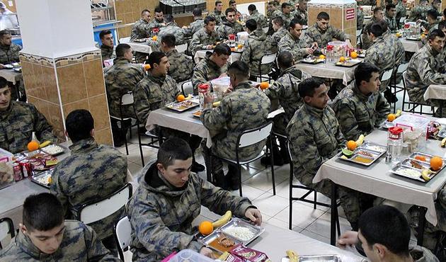 Milli Savunma Bakanı: Askeri birliklerde organik ürün tüketilecek!