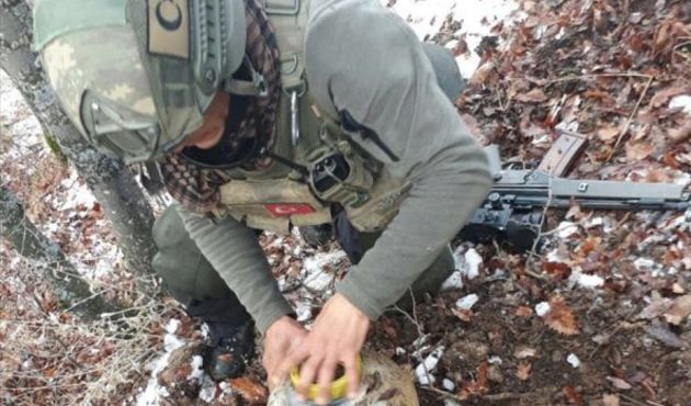 Bitlis'te PKK'nın patlayıcı malzemelerine el konuldu...