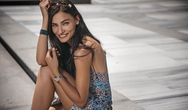 Ünlü oyuncu Saadet Işıl Aksoy Amerika'da kaza geçirdi