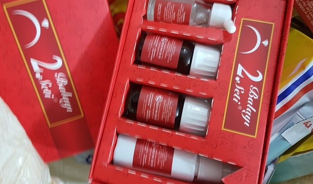 Yaşlı kocaya cinsel gücü arttırıcı haplar ile tuzak kurdular!