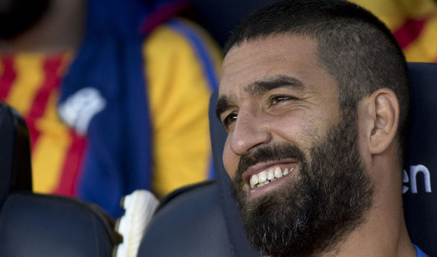 Arda Turan yine DM'den yürürken yakalandı!