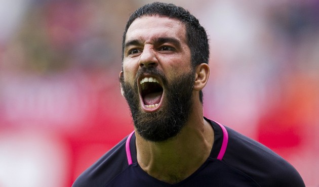 Arda Turan 'DM'den yürüdü' iddialarına ateş püskürdü!