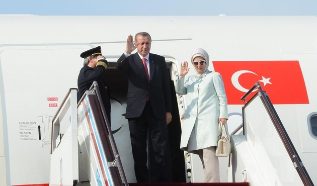 Cumhurbaşkanı Erdoğan Fransa'dan ayrıldı...