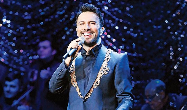 Tarkan yeni düetini o isimle yapacak!