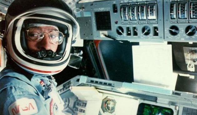 NASA'nın Ay'a ayak basan 9'uncu ismi öldü!