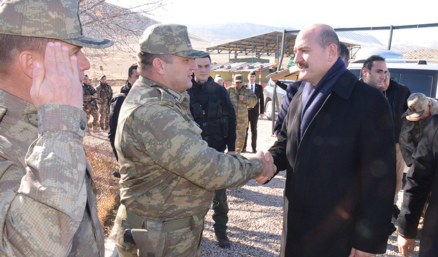 Süleyman Soylu'nun dikkatini yeni kamuflajlar çekti!