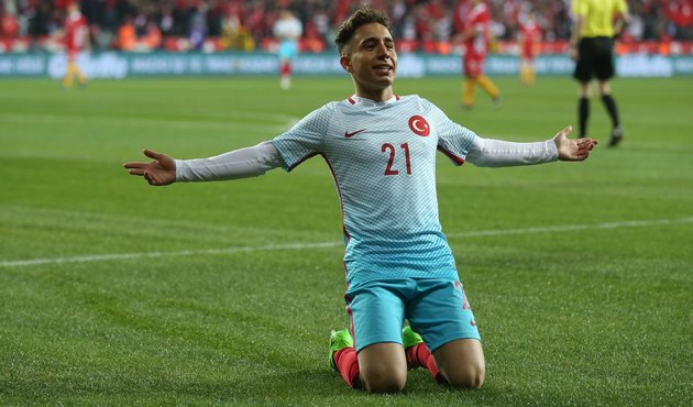 Galatasaray'da Emre Mor harekatı!