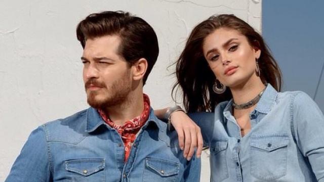 Çağatay Ulusoy Victoria's Secret mankeniyle aşk yaşıyor