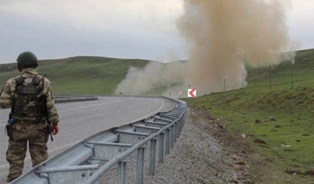 Hakkari'de teröristlere ait patlayıcılar böyle imha edildi/VİDEO...