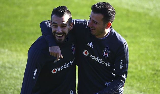 Oğuzhan Özyakup'tan flaş transfer açıklaması!