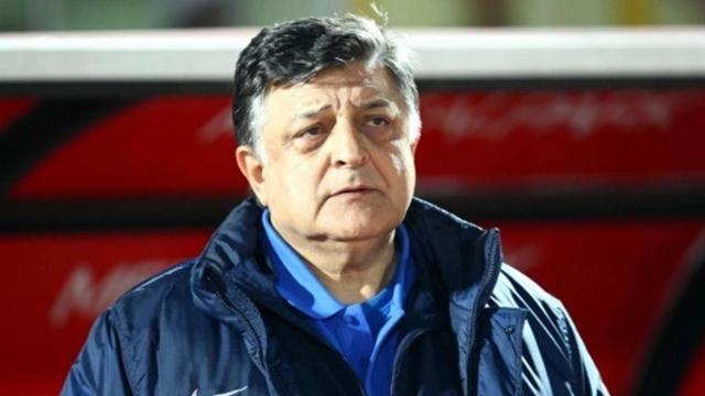 Yılmaz Vural yine kırdı geçirdi