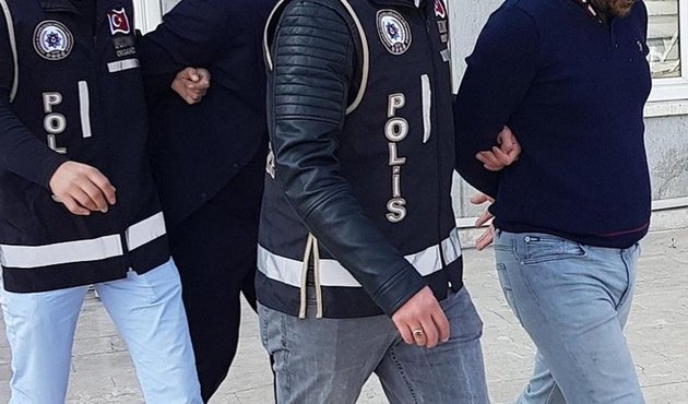 Bir subay ve astsubay daha 'FETÖ'cüyüm' diyerek teslim oldu!