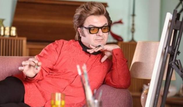 Zeki Müren'i yaşatan adam Çağlar Çorumlu...