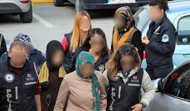 FETÖ'nün "hakim ve savcı hazırlama evleri" ortaya çıkarıldı.