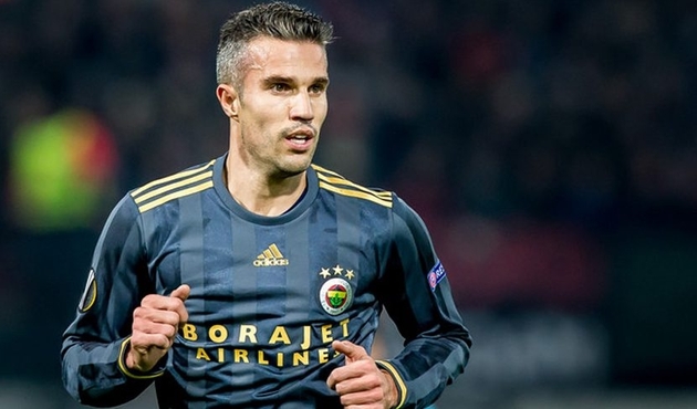 Feyenord Van Persie transferini duyurdu...