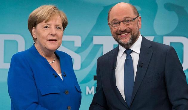Merkel ve Shulz "Türkiye karşıtlığını" o madde ile tescilledi!
