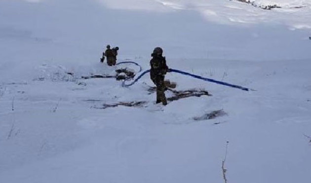 PKK metrelerce hortum ile besliyordu!