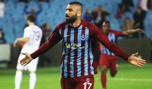 Burak Yılmaz'dan ayrılık açıklaması