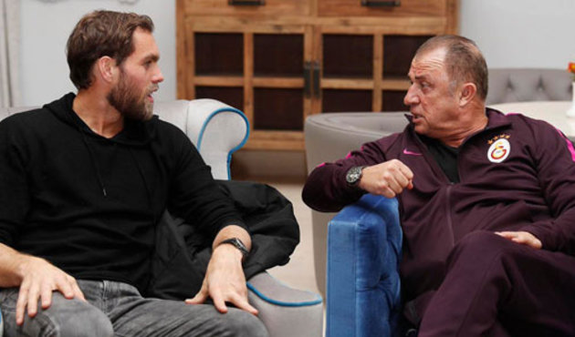 Johan Elmander, Galatasaray'ın kampına geldi!