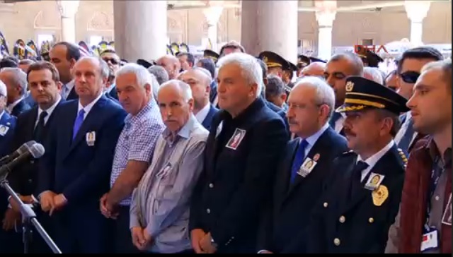 Edirne şehidine ağladı: Selimiye Camii'nde 442 yıl sonra bir ilk!