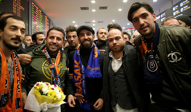 Arda Turan İstanbul'da! İşte ilk sözleri...