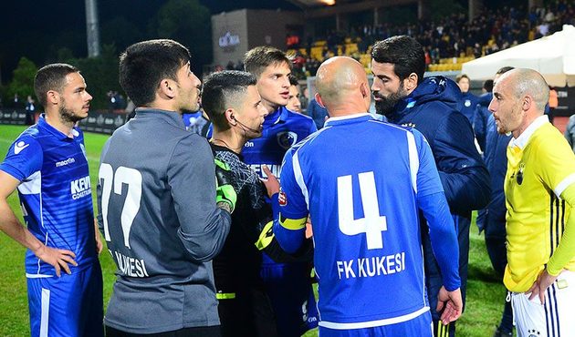 Fenerbahçe Kukesi maçında gergin anlar! /VİDEO
