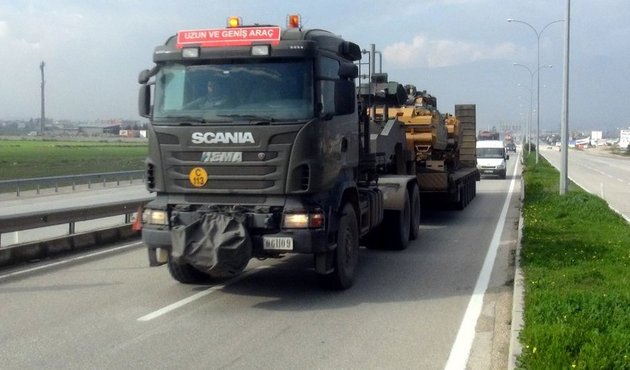 Sınır hattına tank sevkiyatı sürüyor!